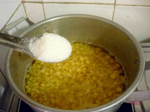 cách nấu chè bắp hạt sen