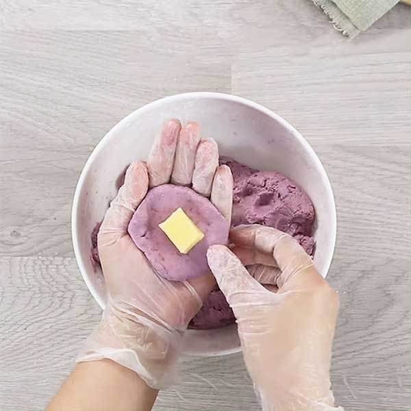 Cách làm bánh khoai chiên nhân phô mai